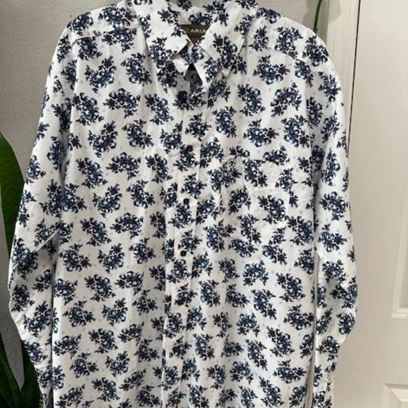 Ariat Button Down Paisley Shirt - Picture 1 of 2